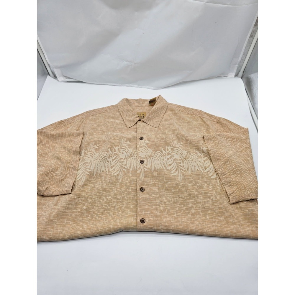 Jos A Bank 100% Silk Hawaiian Tropical Tiki Button Up Mens Large Wood Buttons-XL